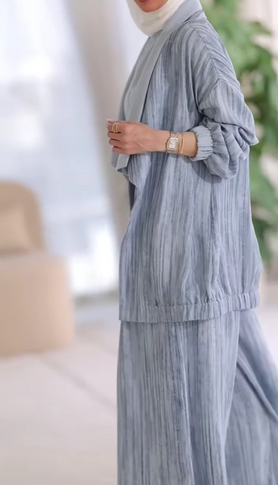 Lapel vertical striped casual three-piece set