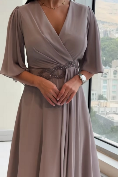 Elegant V-neck chiffon maxi dress