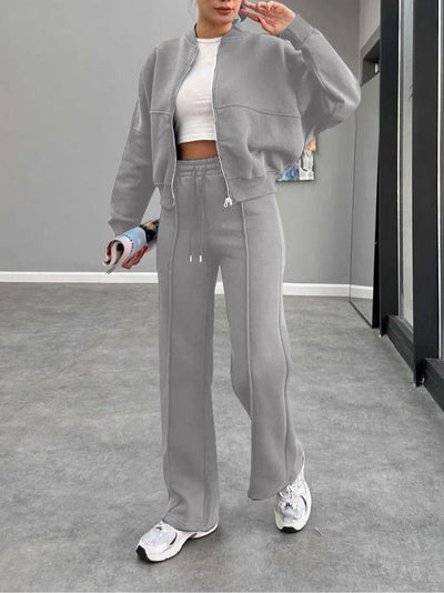 Women's zippered cardigan and straight pants suit