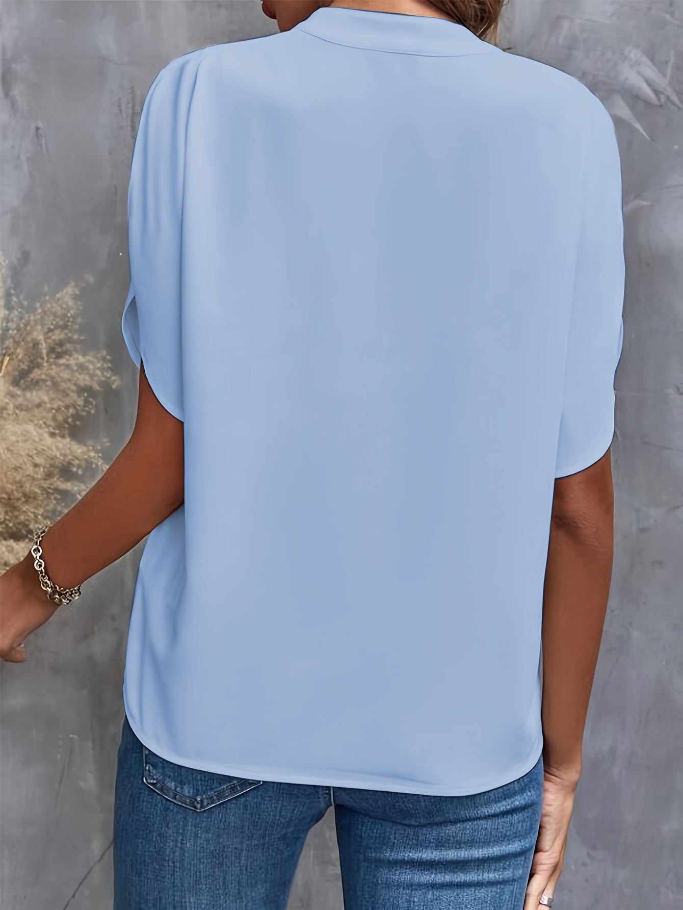 Milan - Classic V-Neck Blouse