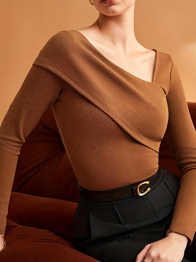 Long sleeve top Chic asymmetrical neckline