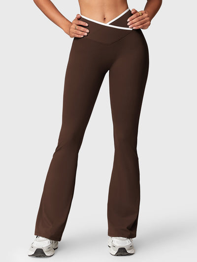 Yeoreo Alberta Contrast Trim Sports Set