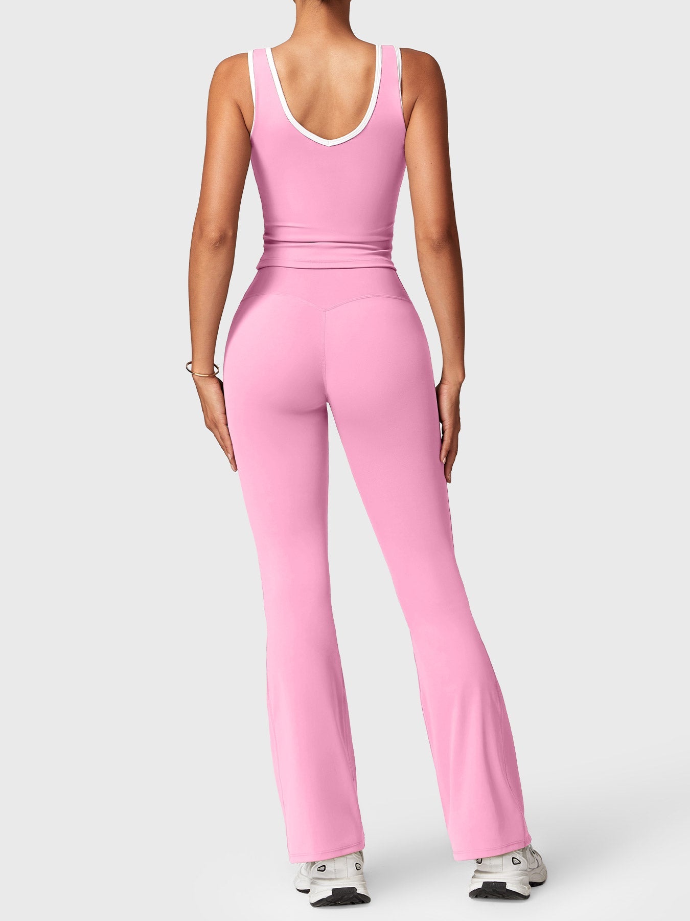 Yeoreo Alberta Contrast Trim Sports Set