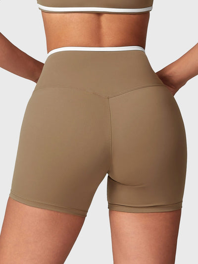 Yeoreo Alberta Contrast Trim Shorts